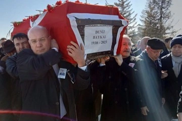 Eski CHP Genel Başkanı Baykal, Devlet Mezarlığında toprağa verildi