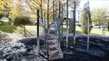 Eskişehir'de çocuk oyun parkına yakılarak zarar verildi