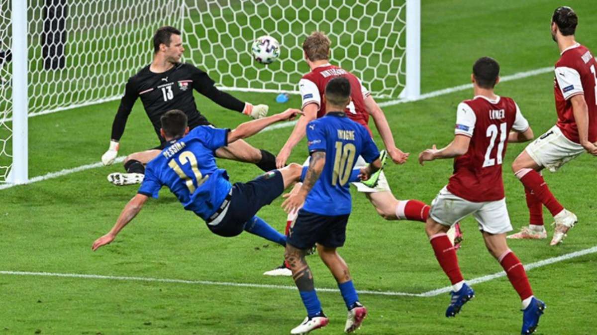 EURO 2020'de çeyrek final eşleşmeleri belli oldu