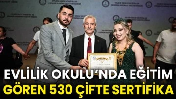 Evlilik Okulu’nda eğitim gören 530 çifte sertifika