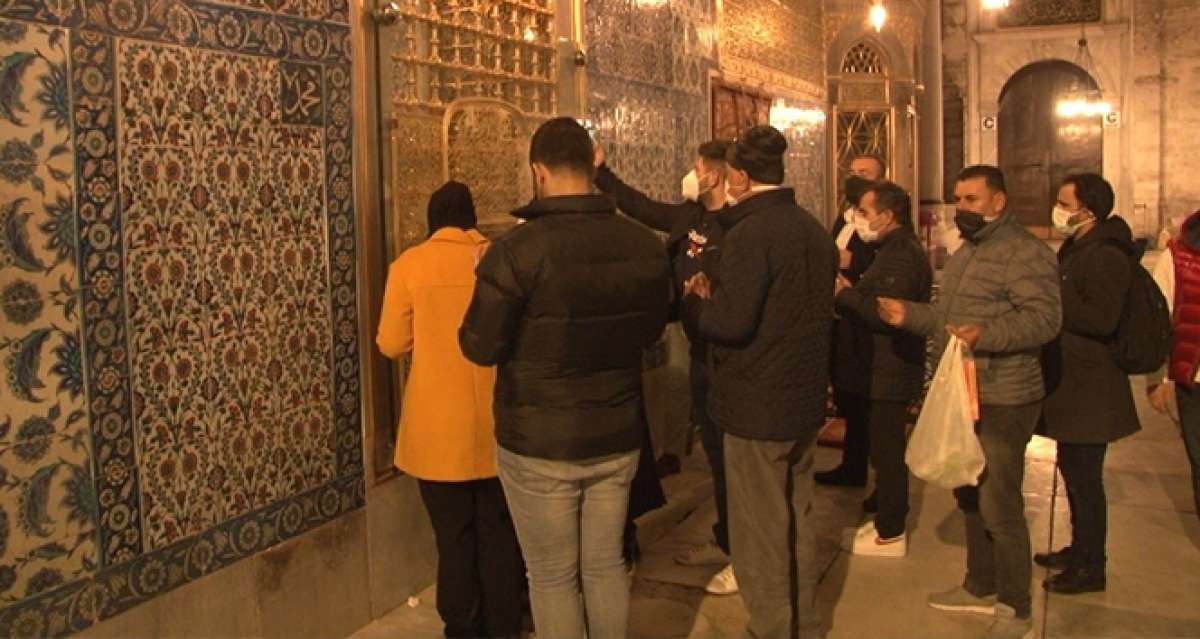 Eyüpsultan Camii, Miraç Kandili'nde kısıtlamaya rağmen boş kalmadı