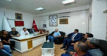 Fadıloğlu ile Erdoğan matbaa ve kuaför temsilcileriyle buluştu