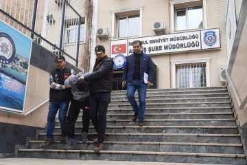 Fatih'te bir kişinin &ouml;ld&uuml;ğ&uuml; silahlı kavganın zanlısı yakalandı