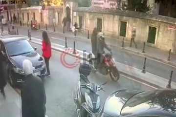 Fatih’te motosikletli saldırganlar dehşet saçtı: 2 yaralı