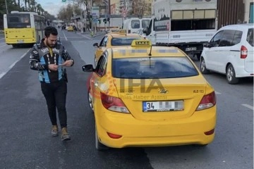 Fatih’te taksiciden kurallara uymayan meslektaşlarına tepki