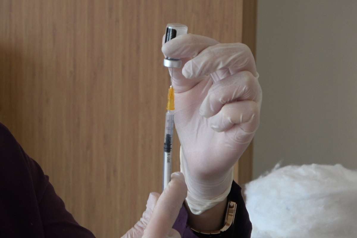 FDA, Janssen Covid-19 aşısı için ek bir uyarı yayınlayacak