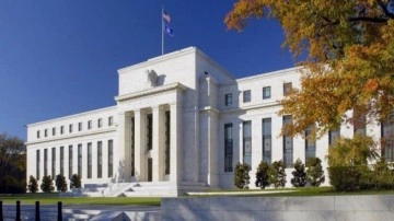 Fed, şahin açıklamalara devam ediyor