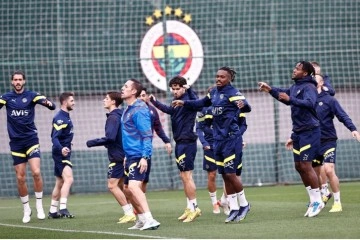 Fenerbahçe, AEK Larnaca maçı hazırlıklarına başladı