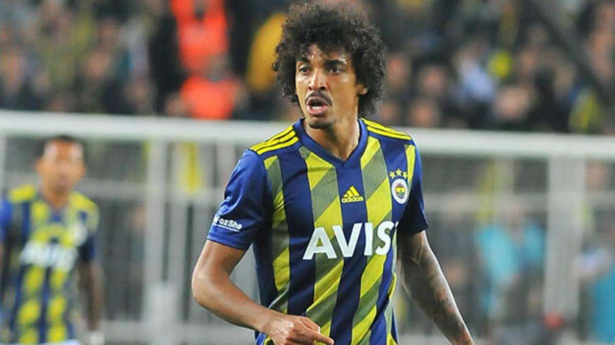 Fenerbahçe'de sakatlığı geçen Luiz Gustavo, Konyaspor maçının kamp kadrosuna alındı