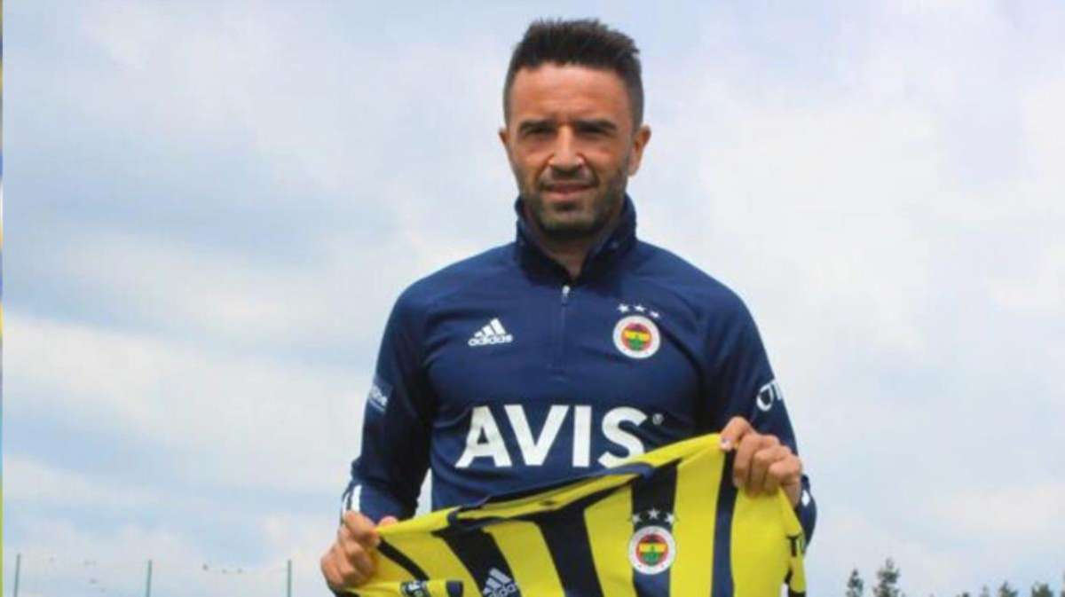 Fenerbahçe'nin yola devam etmek istemediği Gökhan Gönül, Adana Demirspor'la anlaştı