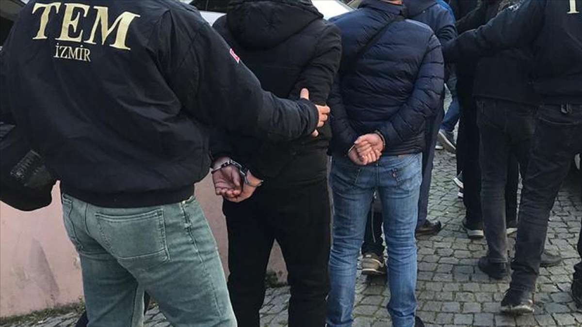 FETÖ'nün TSK yapılanmasına yönelik İstanbul ve İzmir merkezli operasyonda toplam 159 tutuklama