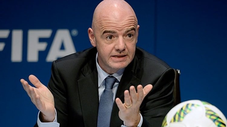 FIFA'dan 2 yılda bir Dünya Kupası önerisine açık kapı!