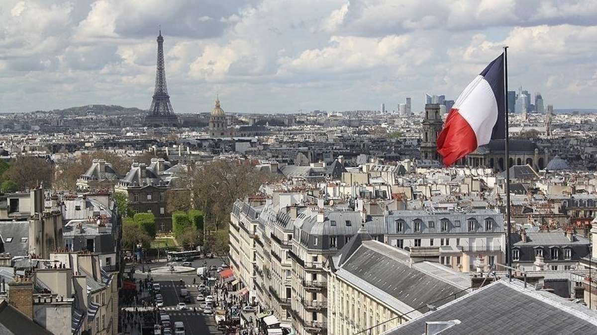 Fransa'da iklim yasa tasarısı parlamentoda kabul edildi