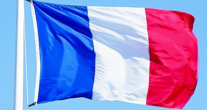 Fransa’da tartışmalı ’Küresel Güvenlik’ yasa tasarısı Ulusal Meclis’te kabul edildi