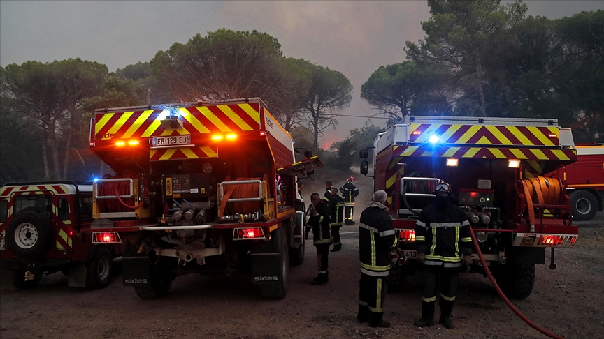 Fransa'nın Var bölgesindeki orman yangınında bir kişi yaşamını yitirdi