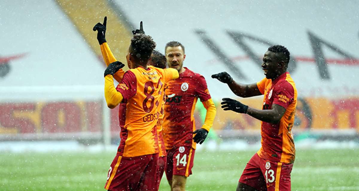 Galatasaray evindeki yenilmezliğini 9'a çıkardı