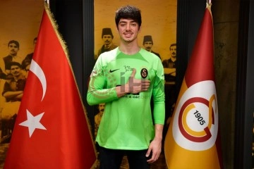 Galatasaray, genç kaleci Jankat Yılmaz'ın sözleşmesini uzattı