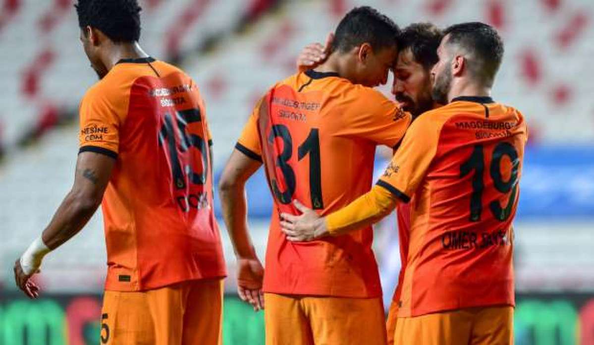 Galatasaray'ın kadrosu belli oldu!
