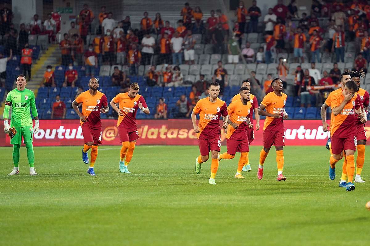 Galatasaray'ın konuğu St. Johnstone