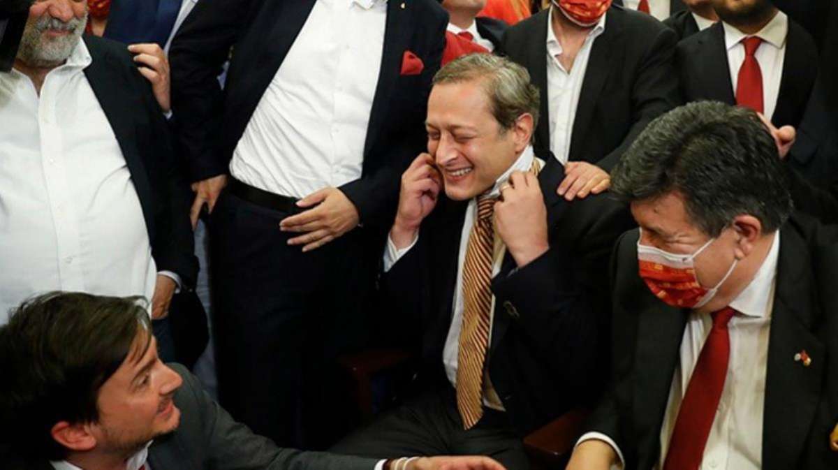 Galatasaray'ın yeni başkanı Burak Elmas mazbatasını yarın alacak