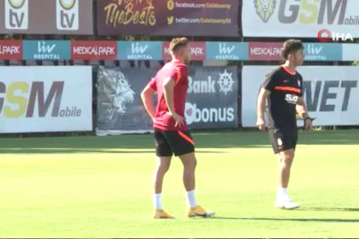 Galatasaray'ın yeni transferi Barış Alper Yılmaz ilk antrenmanına çıktı