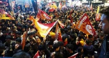 Galatasaraylı taraftarlar kutlama için Van’da sokağa döküldü