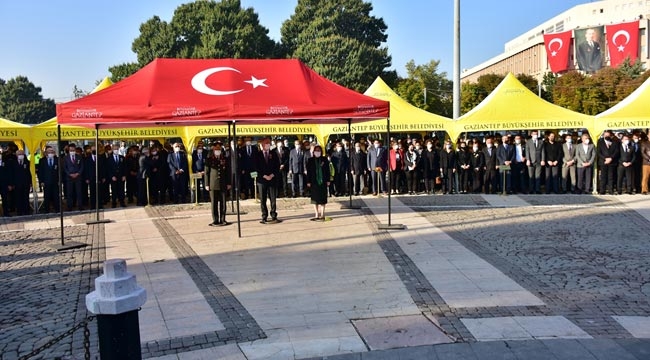 Gazi Mustafa Kemal Atatürk Gaziantep’te anıldı
