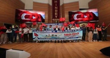 Gazi torunları ecdadıyla buluşuyor