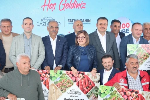 Gaziantep Büyükşehir'in Türkiye'ye örnek yüzde yüz hibe ile mazot desteği sürüyor 