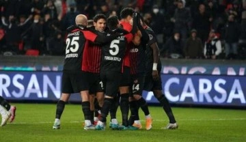 Gaziantep FK, Alanyaspor'u 2 golle geçti!