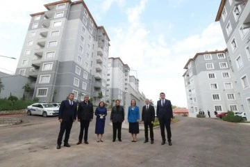 Gaziantep'te, 100 yetim aile ev sahibi oldu