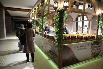 Gen&ccedil;lere y&ouml;resel &uuml;r&uuml;nler tanıtılıyor