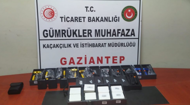 Gaziantep Havalimanı'nda lazer menzil bulucu yakalandı