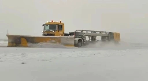 Gaziantep Havalimanı'nda u&ccedil;uşlar tekrar başladı