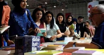 Gaziantep Kitap Fuarı’nda 3 milyon kitap görücüye çıktı