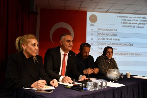 Gaziantep Kolej Vakfı&rsquo;nda noterli kayıt izdihamı