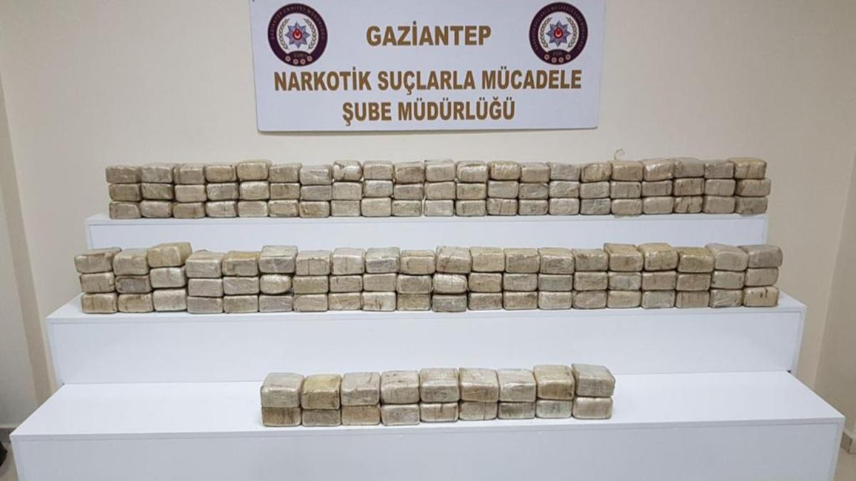 Gaziantep'te 1,5 tonu aşkın uyuşturucu ele geçirildi