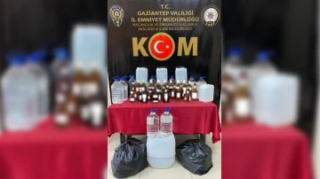 Gaziantep'te bin 970 litre kaçak alkol ele geçirildi
