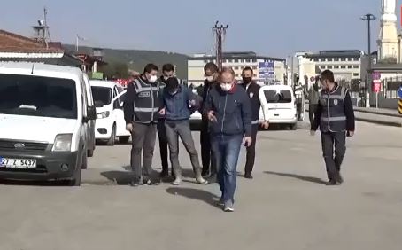 Gaziantep'te kiraladıkları lüks araçla iş adamlarını gasp eden şahıslar yakalandı