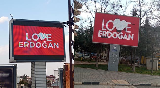  Gaziantep'te "Love Erdoğan" görseli LED ekranlara yansıtıldı 