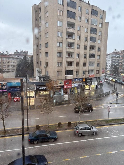 Gaziantep&rsquo;te Sağanak Yağış ve Dolu Etkili Oldu