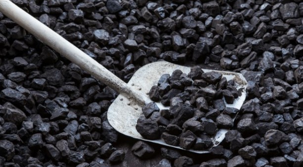 Gaziantep'te zabıta ekipleri 70 ton kaçak kömür ele geçirdi