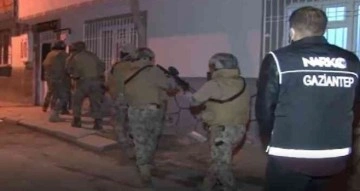 Gaziantep’te 19 ikamete şok uyuşturucu baskını