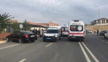 Gaziantep&rsquo;te kaza! Öğrenci servisi ile halk otobüsü çarpıştı