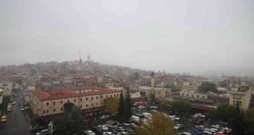 Gaziantep’te sis etkisini sürdürüyor