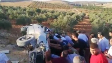Gaziantep&rsquo;te sürücü araçta sıkıştı: Kurtaralım derken öldürüyorlardı!