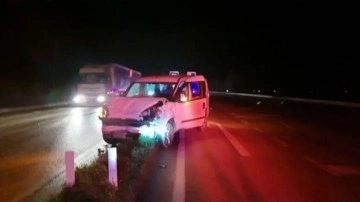 Gönen'de trafik kazası: 3 yaralı