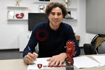 Guillermo Ochoa, Salernitana'ya transfer oldu