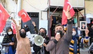 Hakkari'de, HDP binası önündeki eylemde 19'uncu hafta