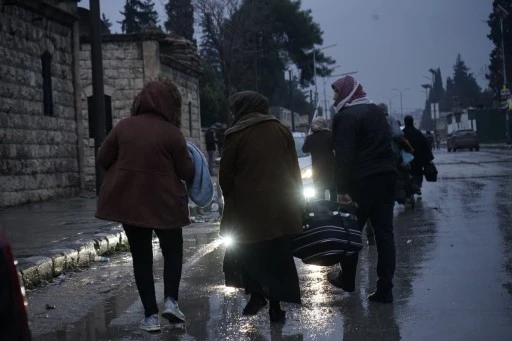 Halep'teki Şeyh Maksut Mahallesi'nde sokağa &ccedil;ıkma yasağı ilan edildi